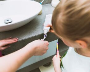 Zahnpflege bei Babys und Kleinkindern